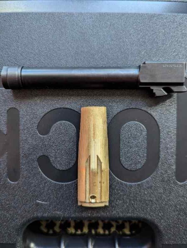 Glock 17 gen 5 Threaded barrel 