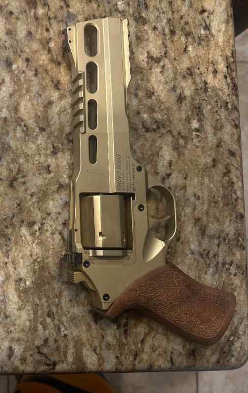 Gold Chiappa Rhino 60DS 