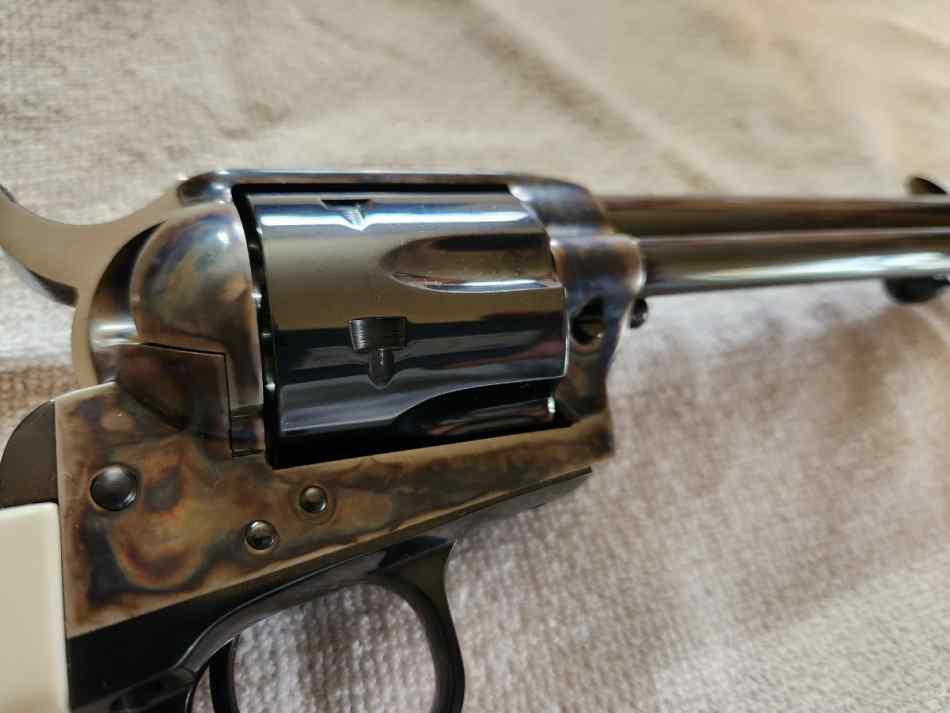 Colt single action revolver saa .45 colt