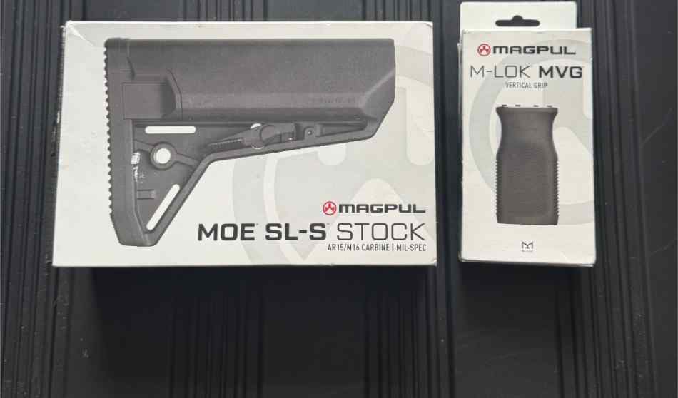 Magpul SLS and Magpul VFG 