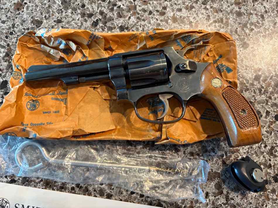 Smith &amp; Wesson Model 31