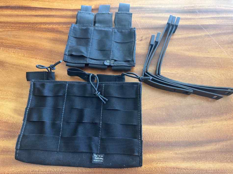 Vest mag pouches.jpg
