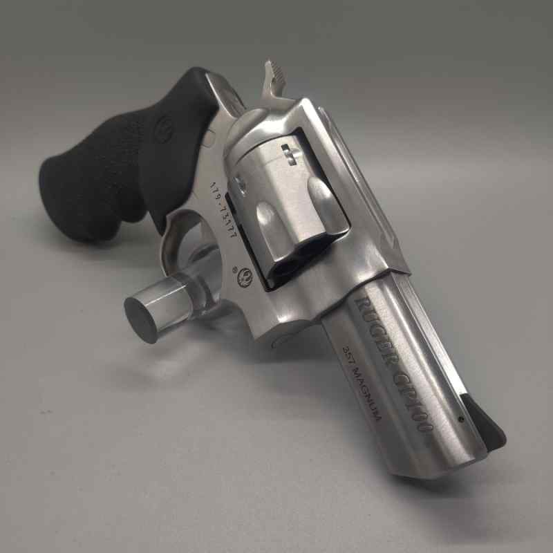 Ruger GP100 stainless 