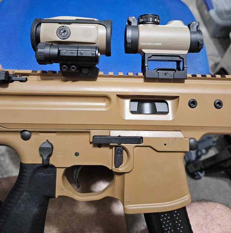 Sig MPX Copperhead 9mm Romeo Juliet brace4.jpg