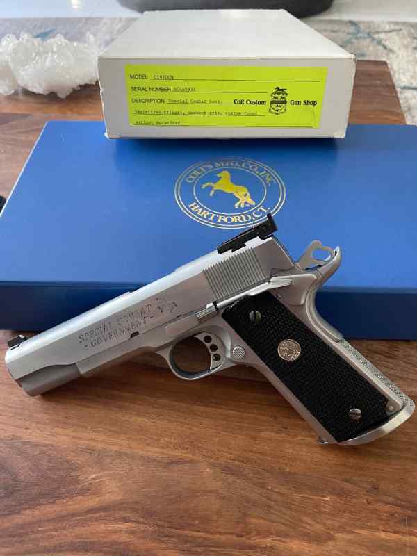 Colt 1911 Special Combat Government (Custom Shop)