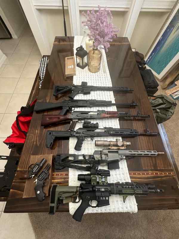 MULTIPLE GUNS FOR SALE 