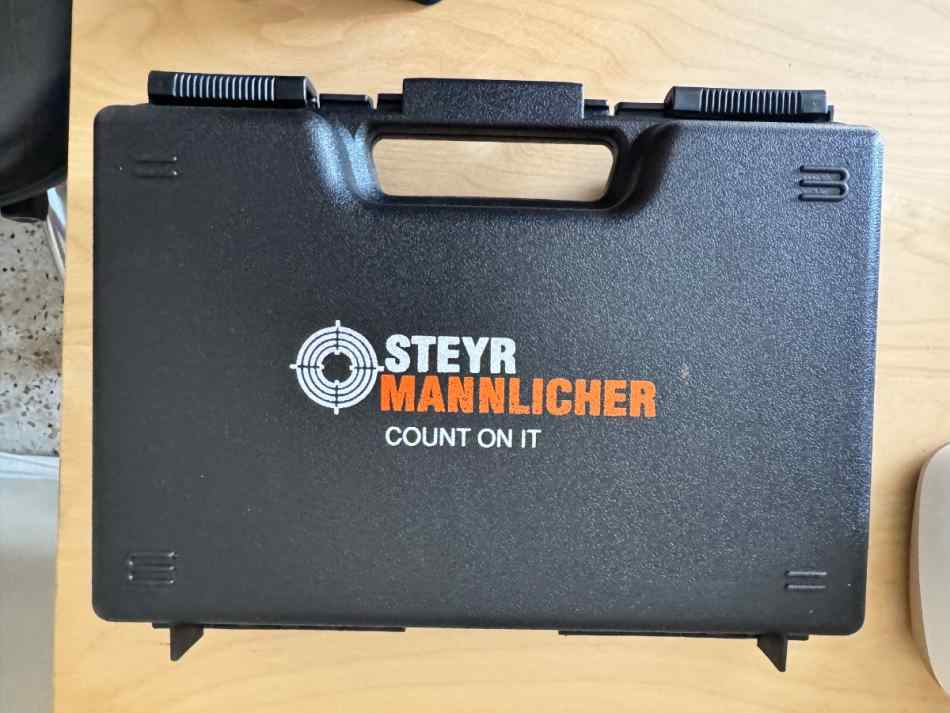 UNSHOT STEYR M9 A1