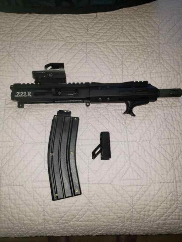 22 UPPER.jpg