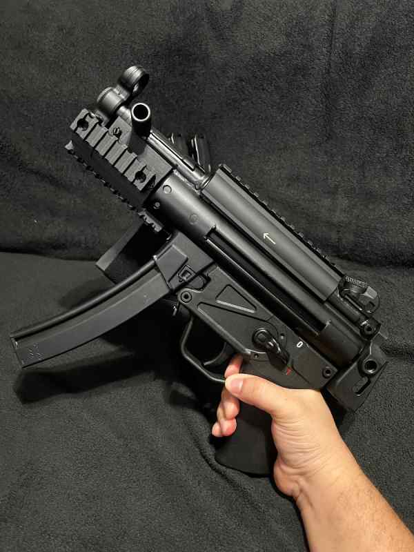 AP5-M (HK MP5 clone) + Upgrades