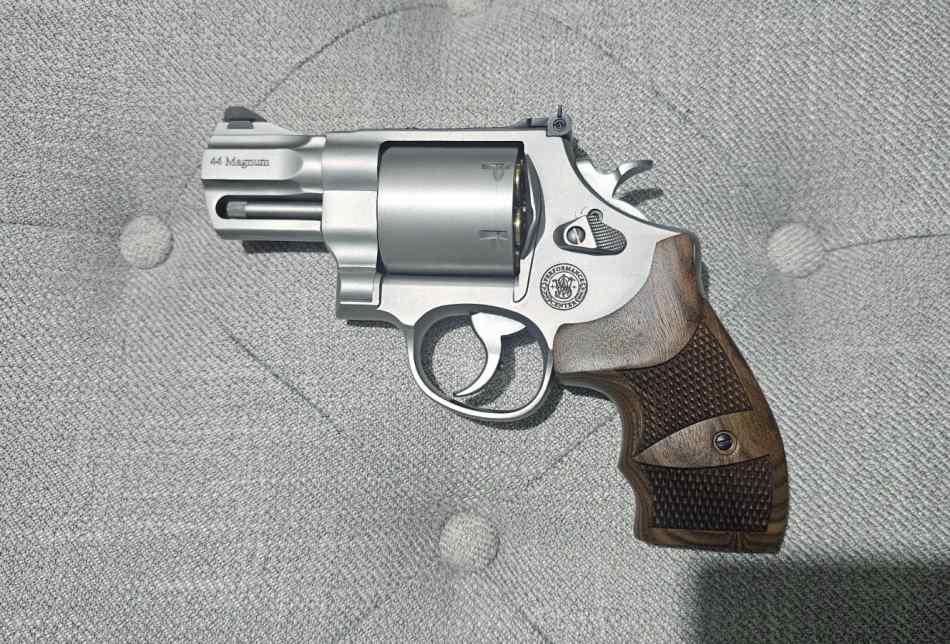 Smith &amp; Wesson 629 PC