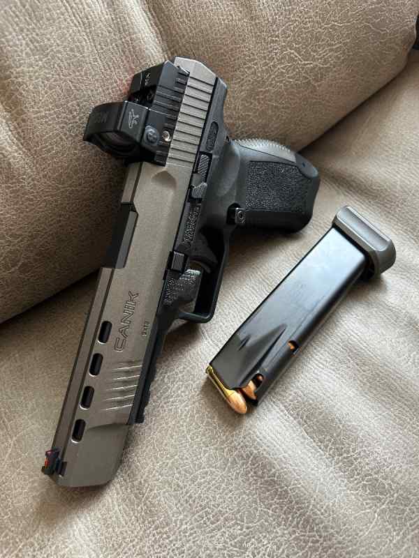 Canik TP9SFX, Optic Included, 3 Magazines