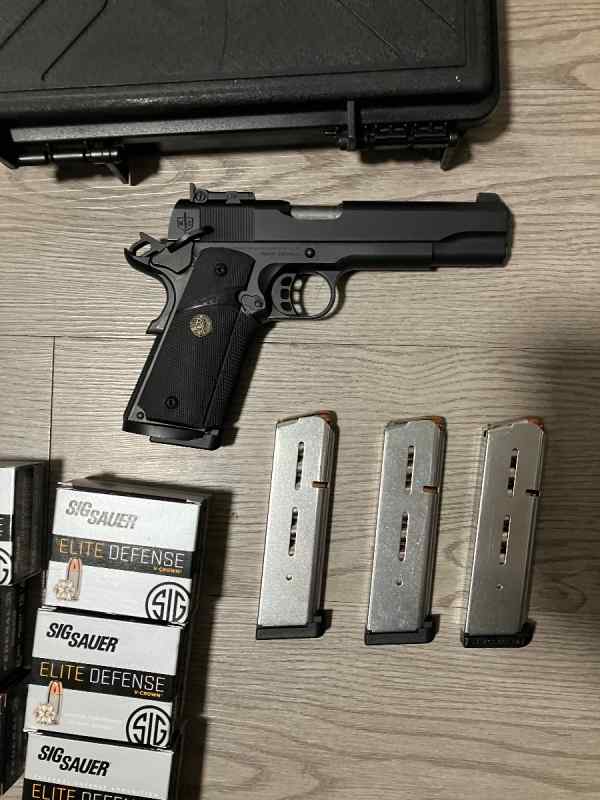 MAC JSOC 1911 .45 with ammo and WC mags