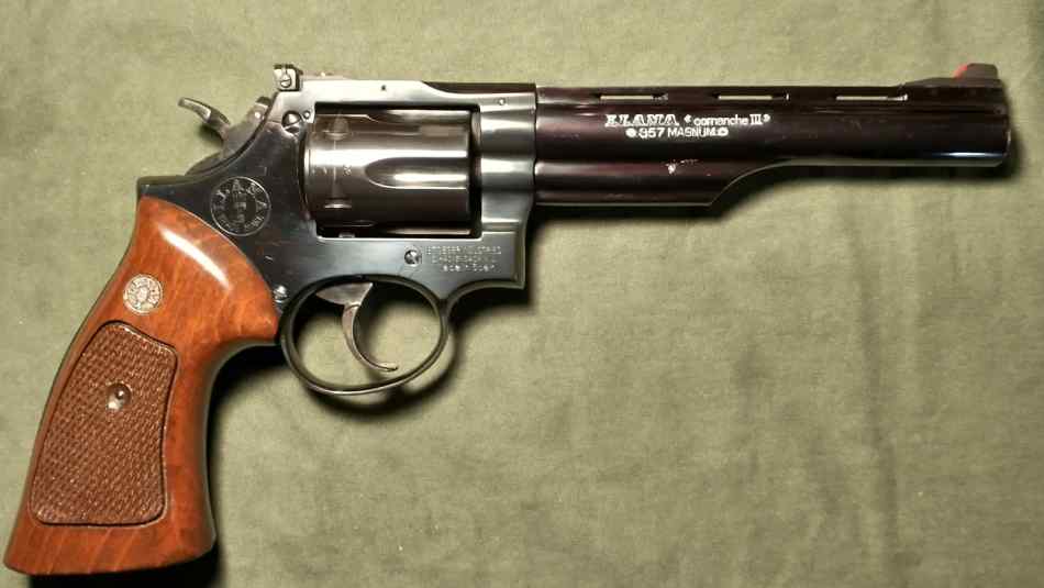 357-Magnum 6-inch Revolver 1979 Llama Comanche-III