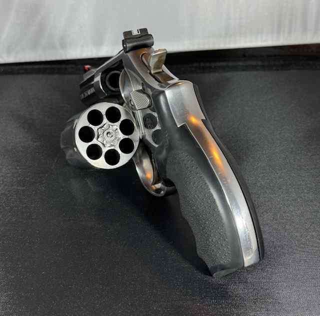 S&W 686+ Plus 357 Magnum 7 round, 2.5"