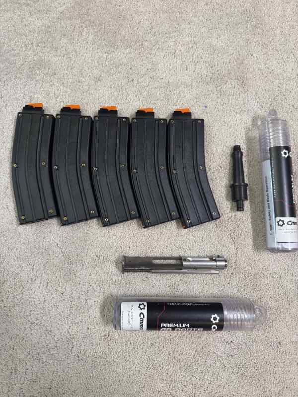 CMMG 22LR BOLT AND BARELL NIB CASH ONLY