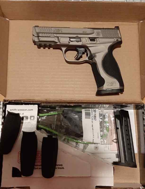 M&amp;P 9mm 2.0 Metal Optics Ready