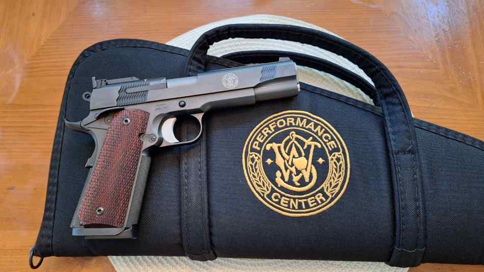 Like New! Early Smith &amp; Wesson PC 1911 | BCCF