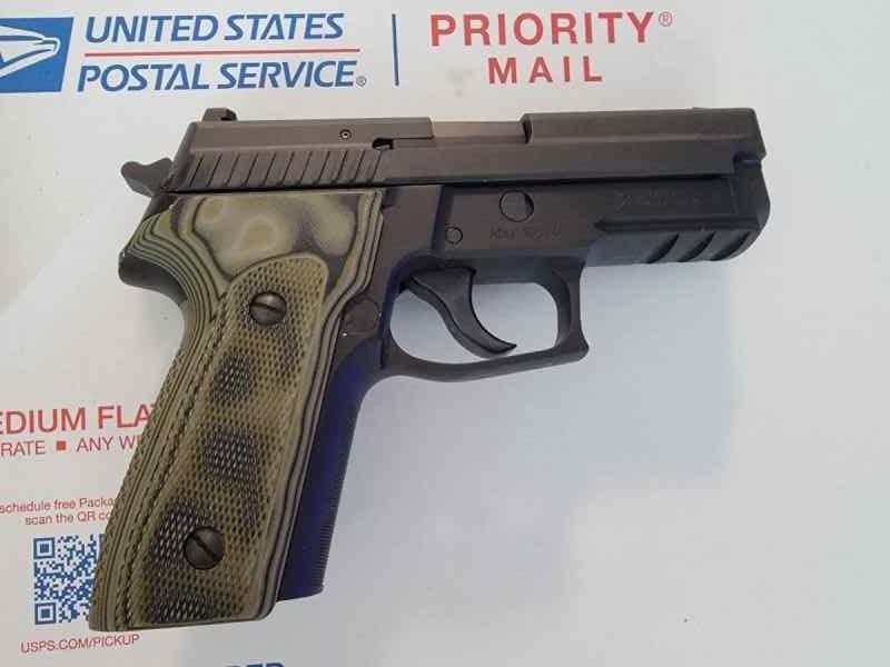 Sig Sauer p229r .40 with 700rnds of ammo sale or t