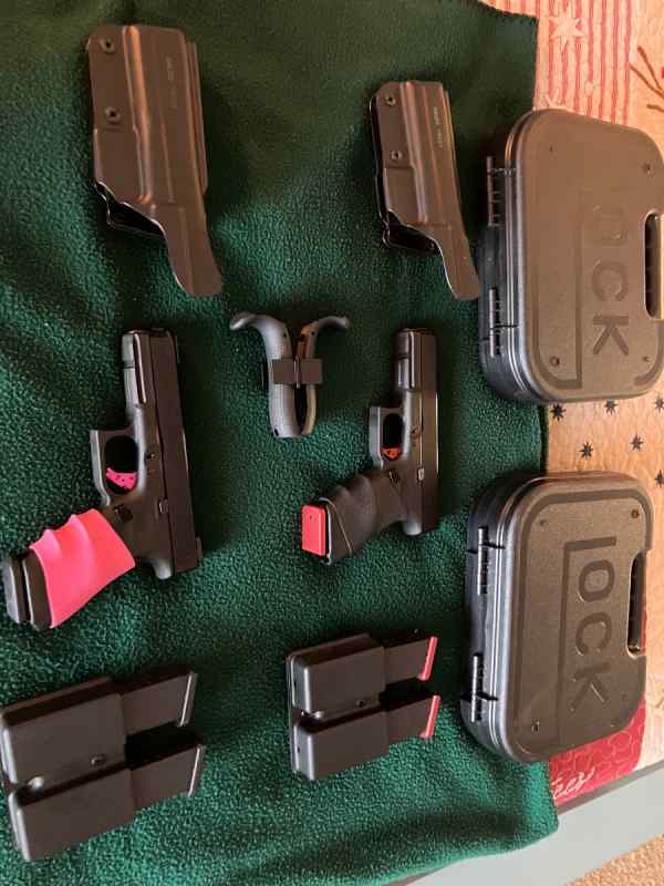 2-Glock Gen5 17s 9mm competition pistols.