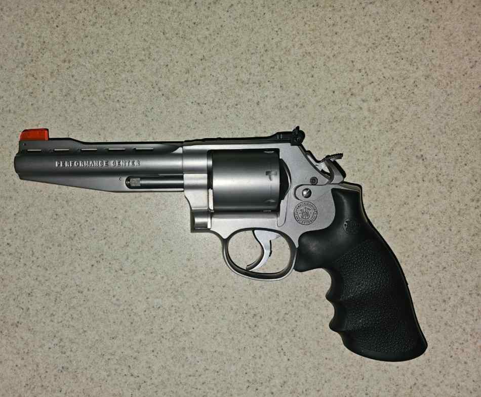 Smith and Wesson Performance Center 686