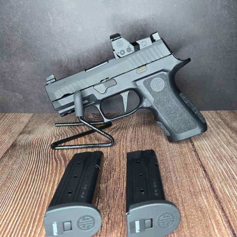 RXP Compact 1.jpg