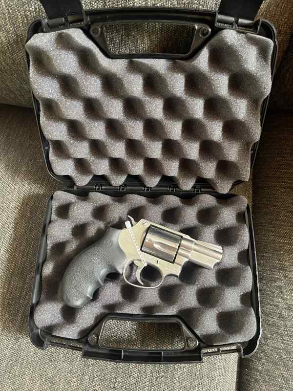 Taurus m85 stainless 38 special 