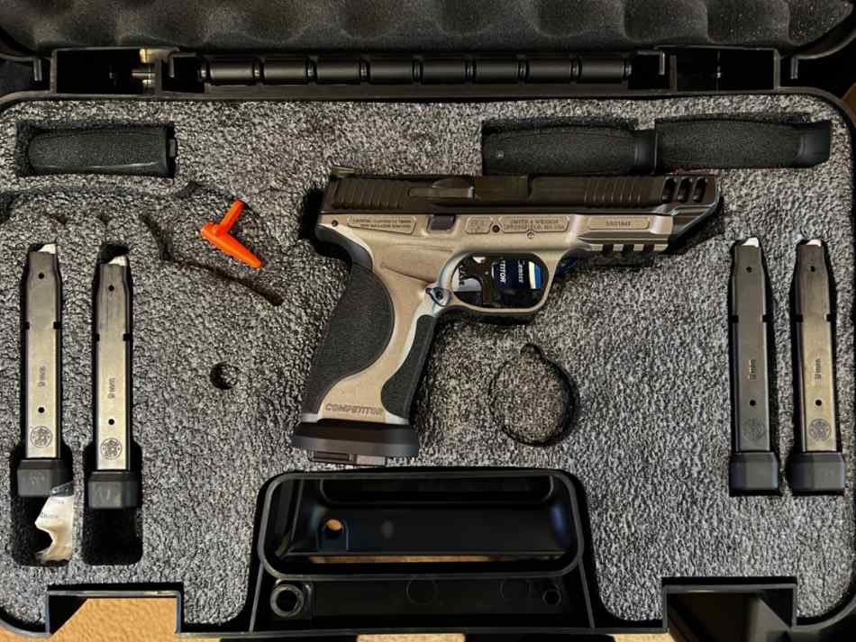 M&amp;P 2.0 Competitor Apex Trigger