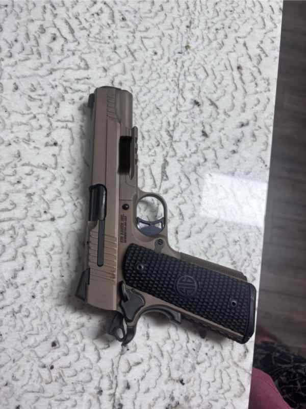 Sig Emperor Scorpion 45 ACP