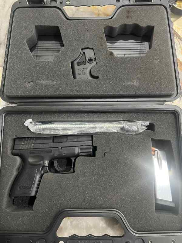 Springfield xd-9 subcompact