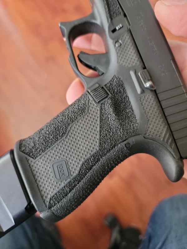 Glock 19 Gen 5 MOS - Ported - Laser Stippled