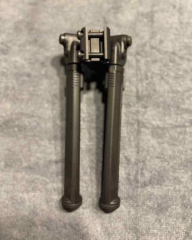 Magpul Bipod for 1913 Picatinny Rail  