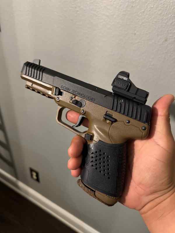 Fn 5.7 w/red dot.