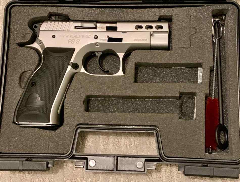 SAR P8S Compact Stainless 9mm - Mint !!