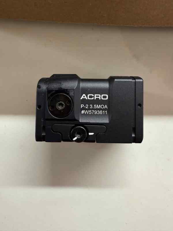 Aimpoint Acro P-2 optic plus Mounting kit 