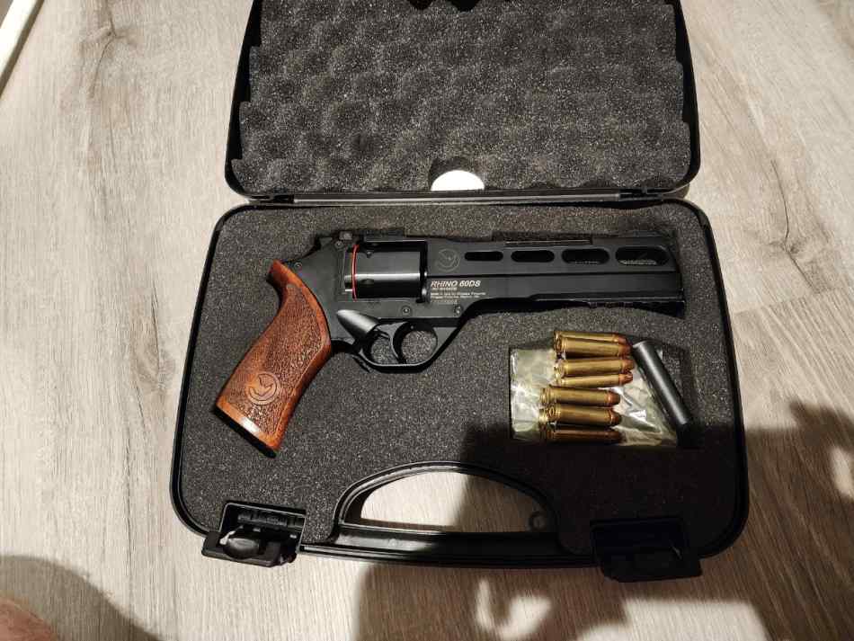 Chiappa Rhino 6&quot; .357 magnum 