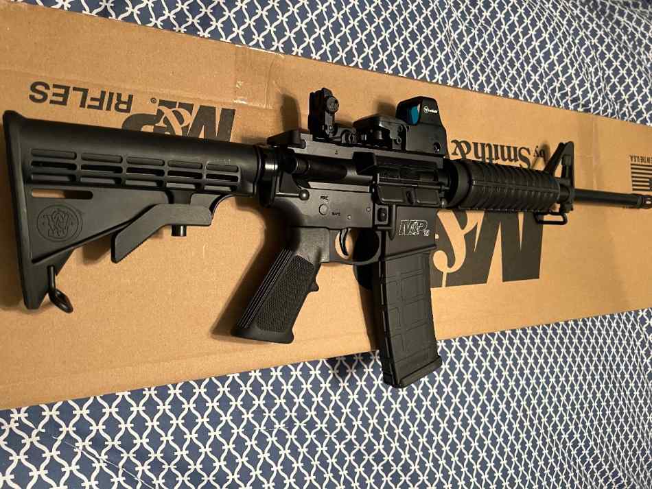 Smith &amp;Wesson M&amp;P AR15  223/556