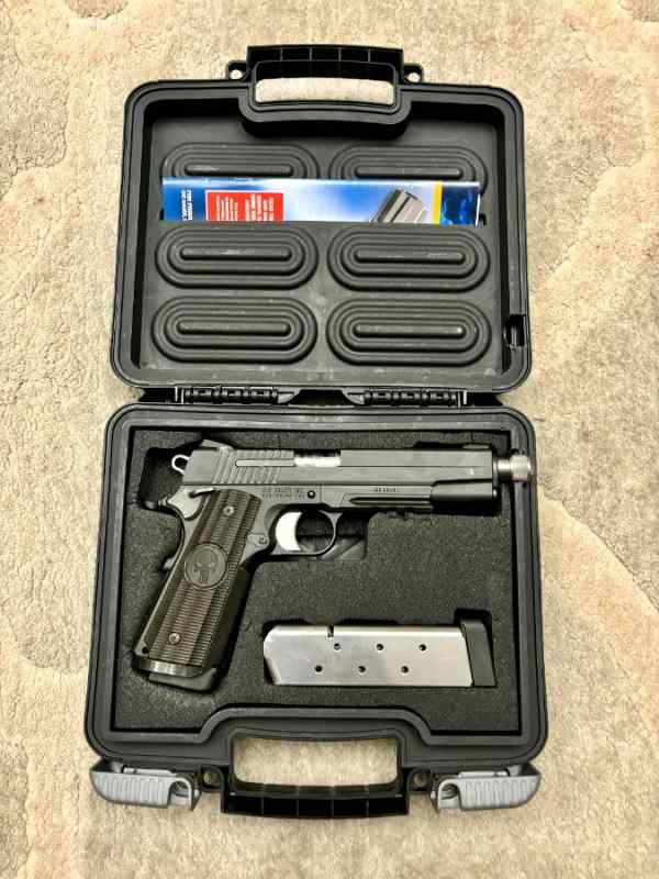 Sig Sauer Tacops 1911 w/ Threaded Barrel