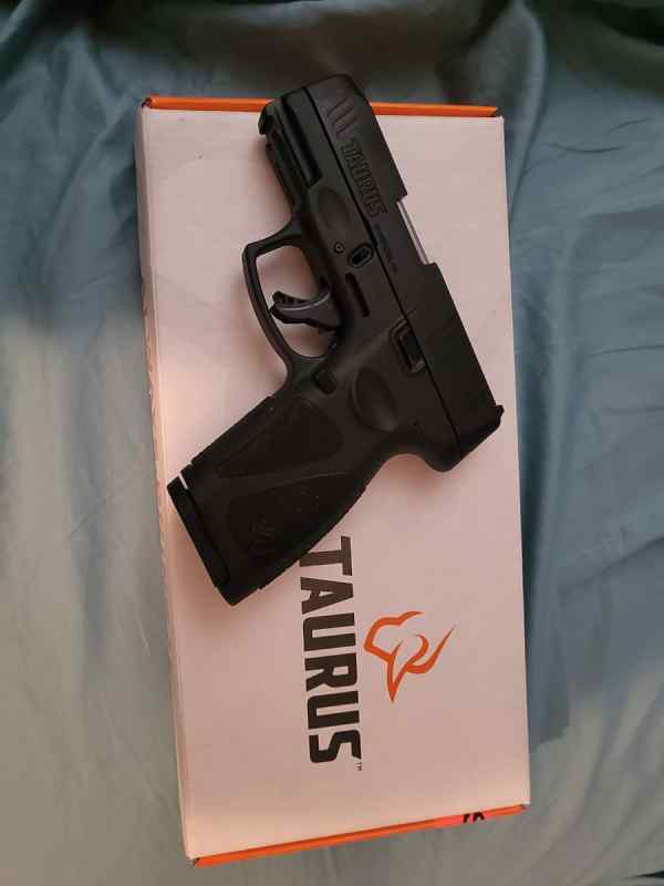 Taurus G3x,  15+1 capacity,  original box