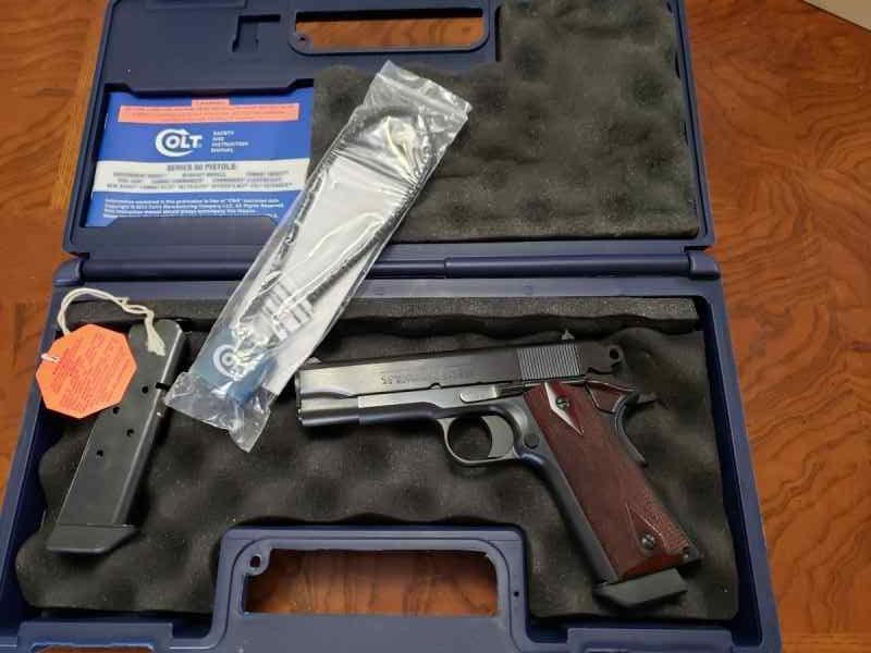 Colt Commander 45acp yr 2012 NO TAX 1911  