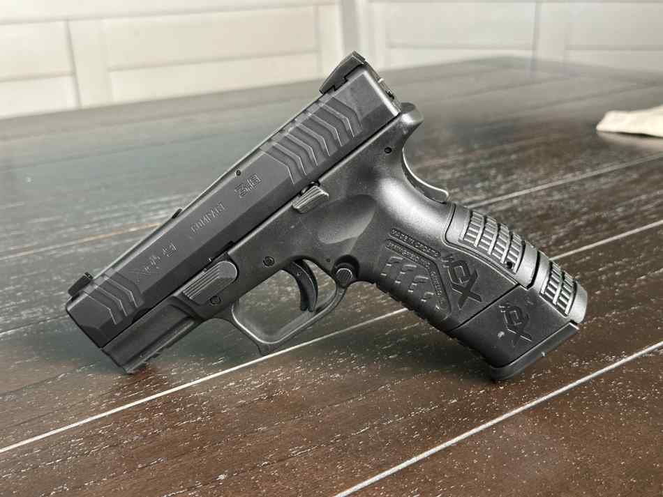 Springfield XD9-M Compact