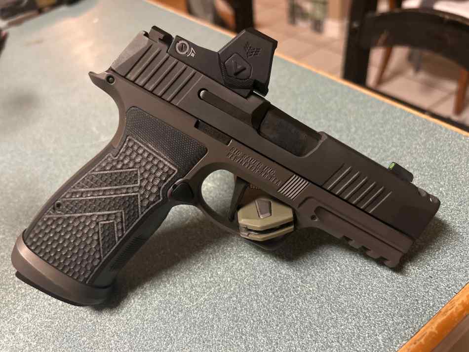 Sig Sauer P365 AXG LEGION