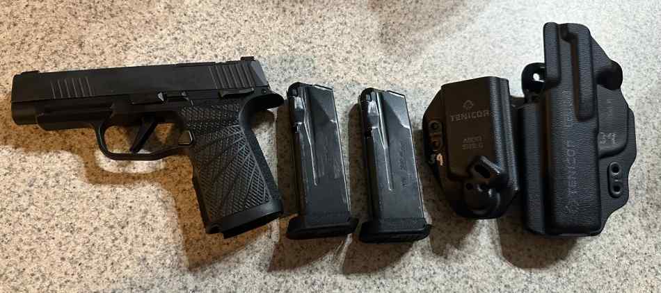 P365XL With Wilson Combat Lower, Holster Setup