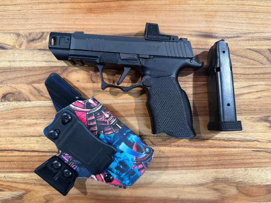 Sig p365 Comp w Icarus grip module &amp; QVO hoslter