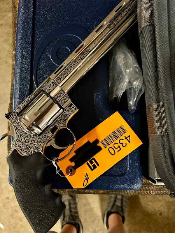 BNIB Colt Anaconda 8” Engraved !   