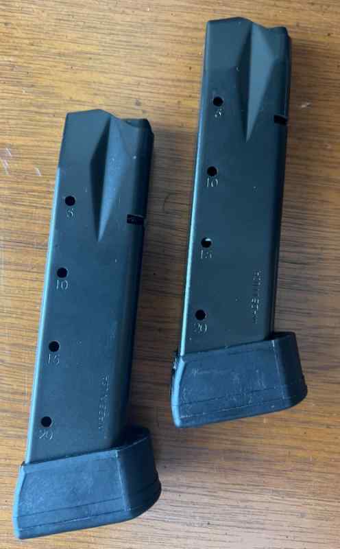 P226 x mags 2.jpg