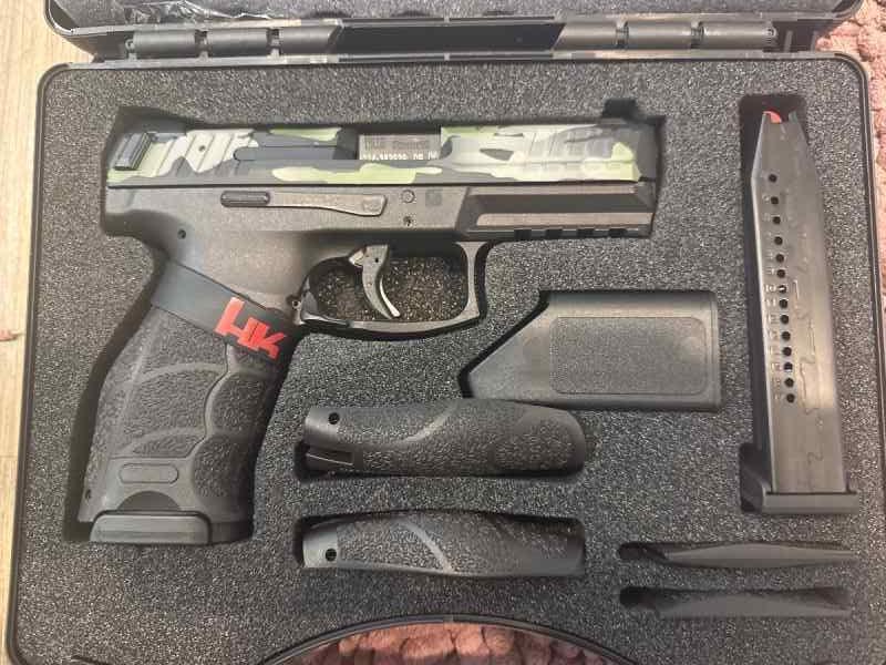 HK VP9 9mm (Lipseys Ed) Cerakote Extras new