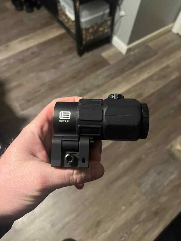 Eotech g45 magnifier and other items