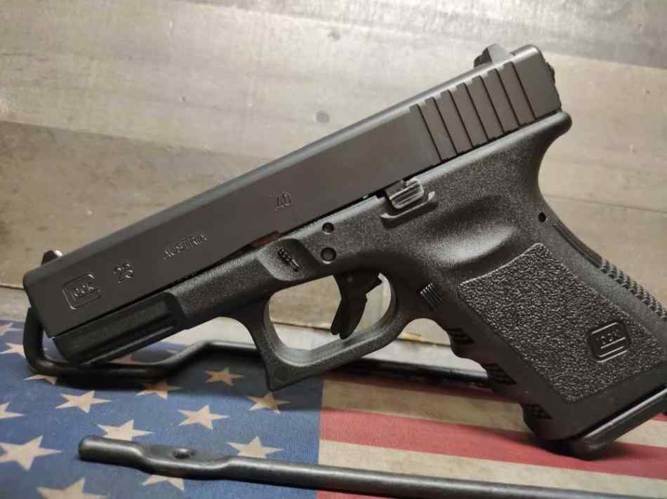 LOOK! GREAT COND GLOCK 23 GEN 3 w/Mag .40S&amp;W 13+1 