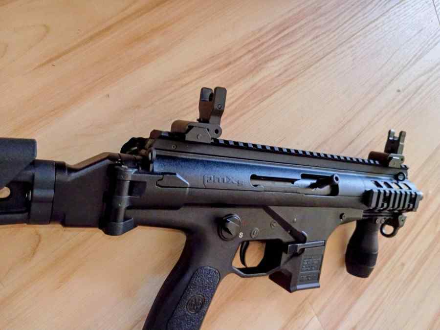 beretta 7.jpg