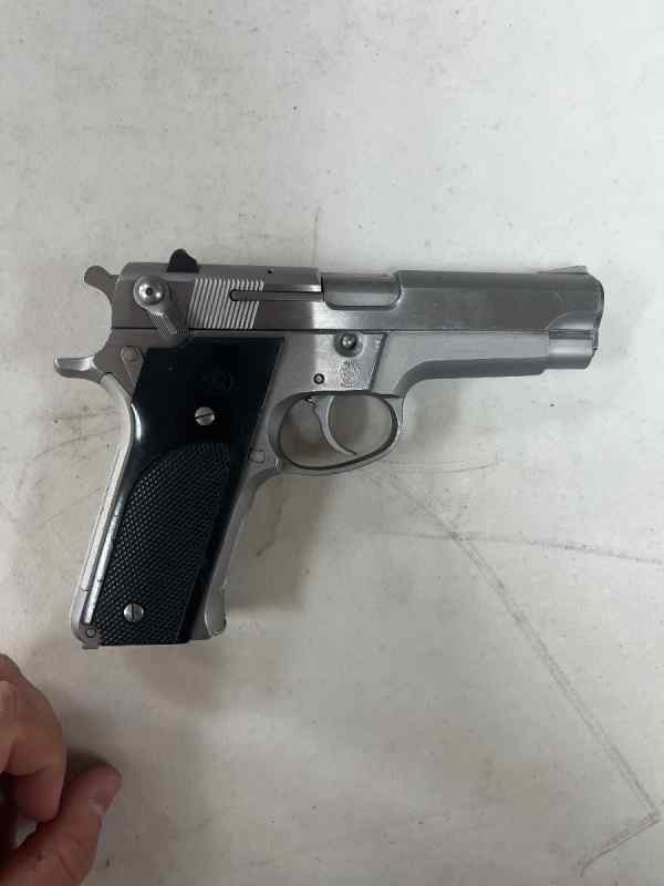 S&amp;W 659 9mm 15rds